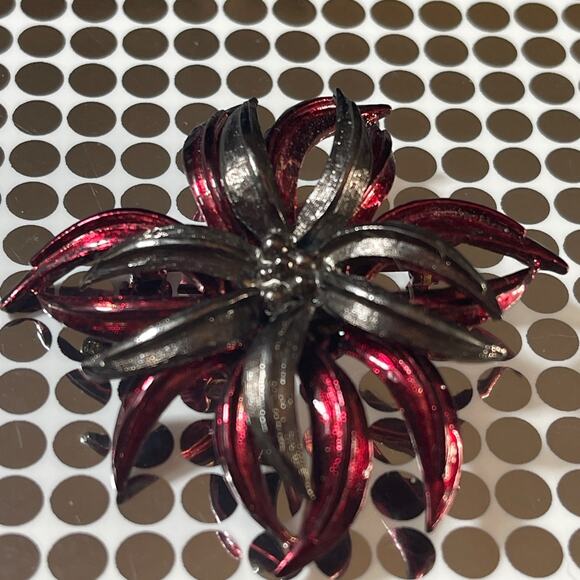 Vintage Silver & Red Floral Metal Stacked Brooch Pin Lapel B#18 - Picture 6 of 7